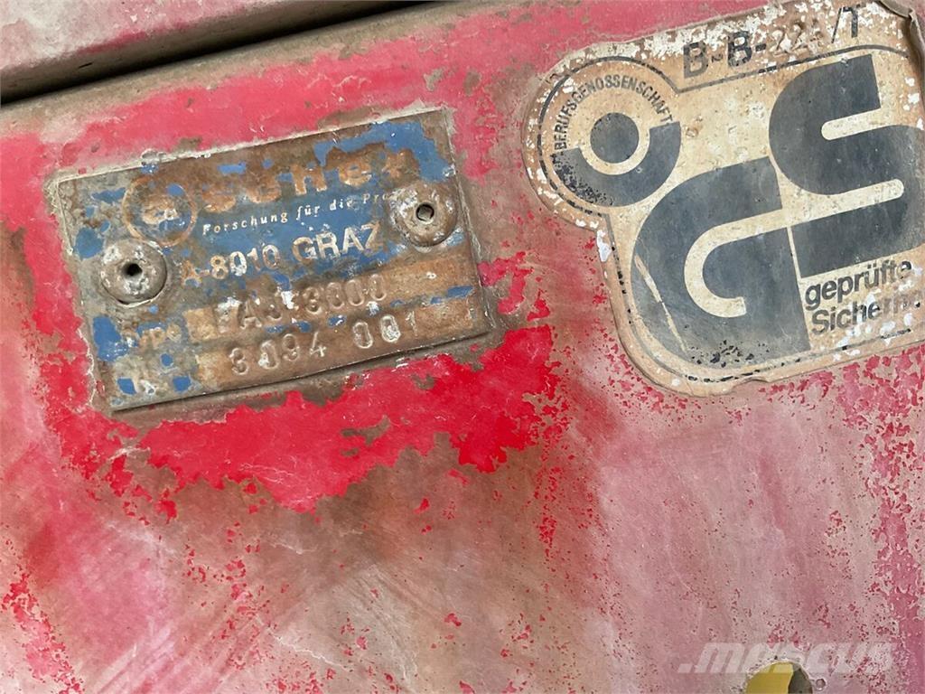  Ascher FAJ 3000 Vučene prskalice