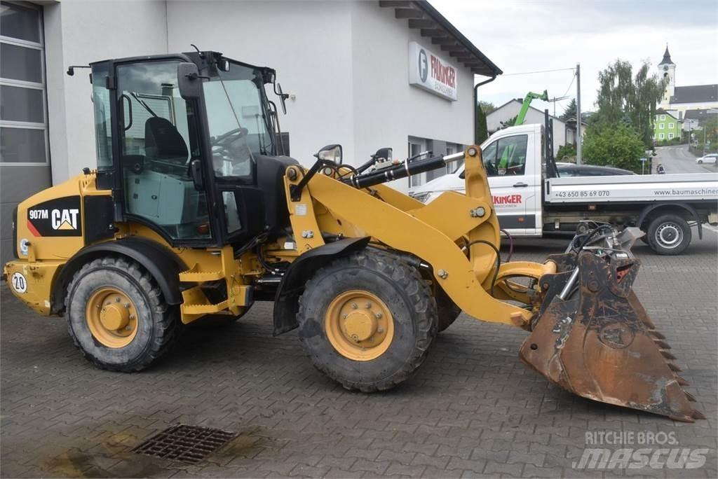 CAT 907M Utovarivači na točkove