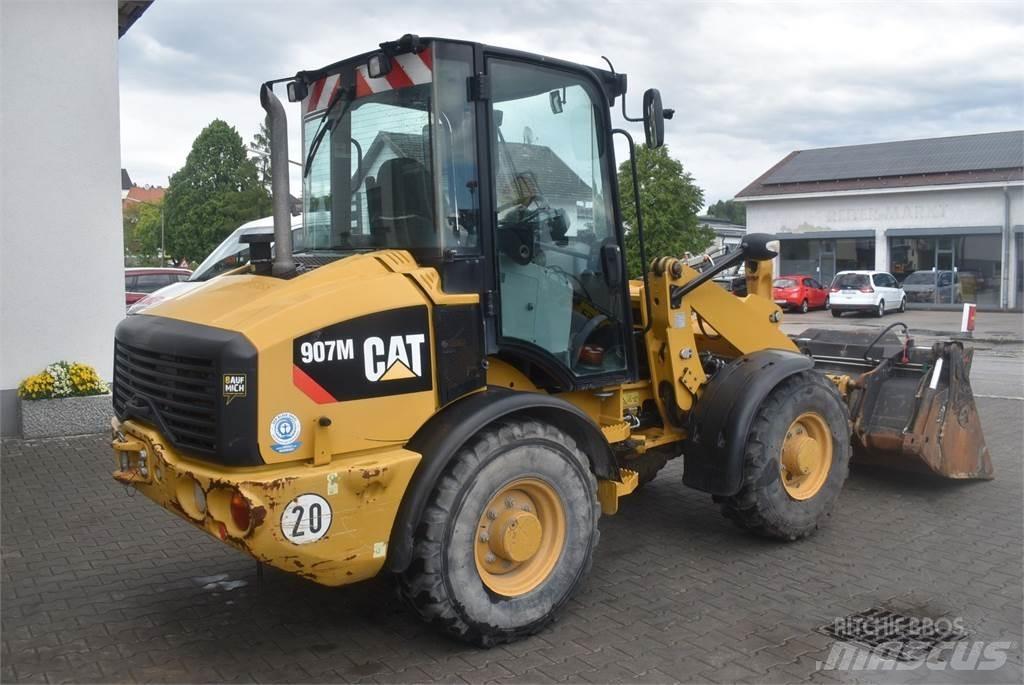CAT 907M Utovarivači na točkove
