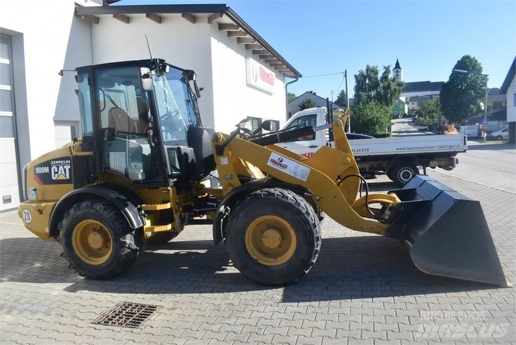 CAT 908M Utovarivači na točkove