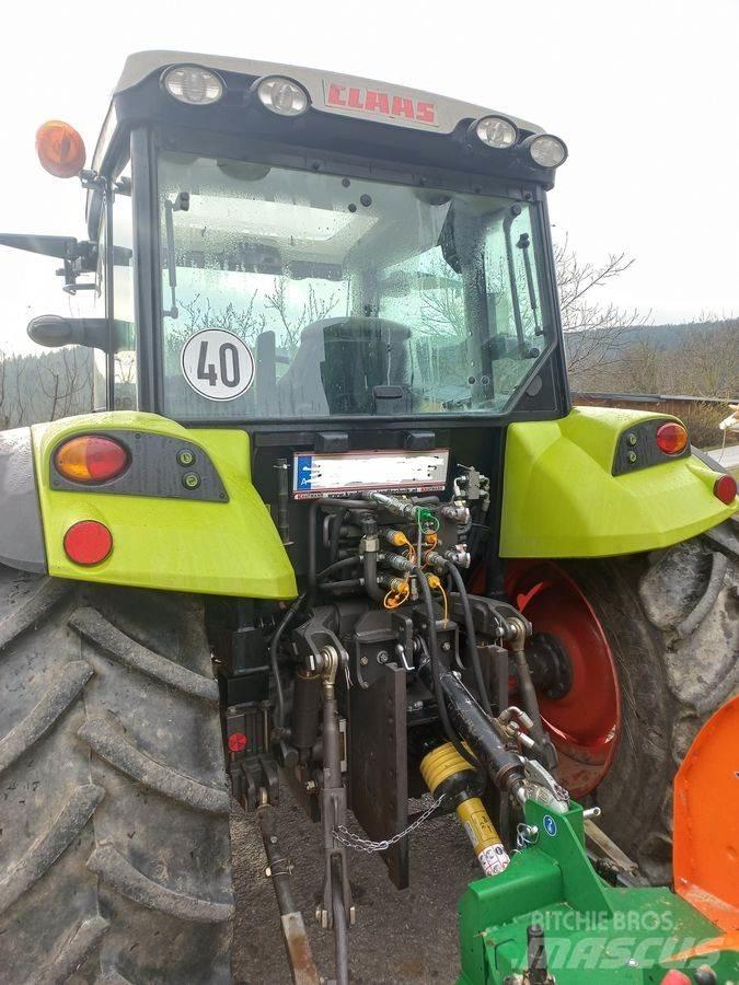 CLAAS Axos 330 CX Traktori