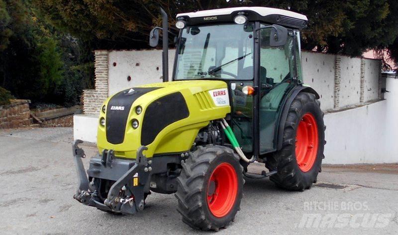 CLAAS Nexos 230 VL Traktori