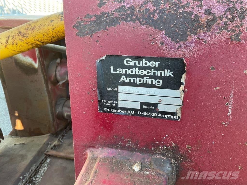  D220H Ostale poljoprivredne mašine