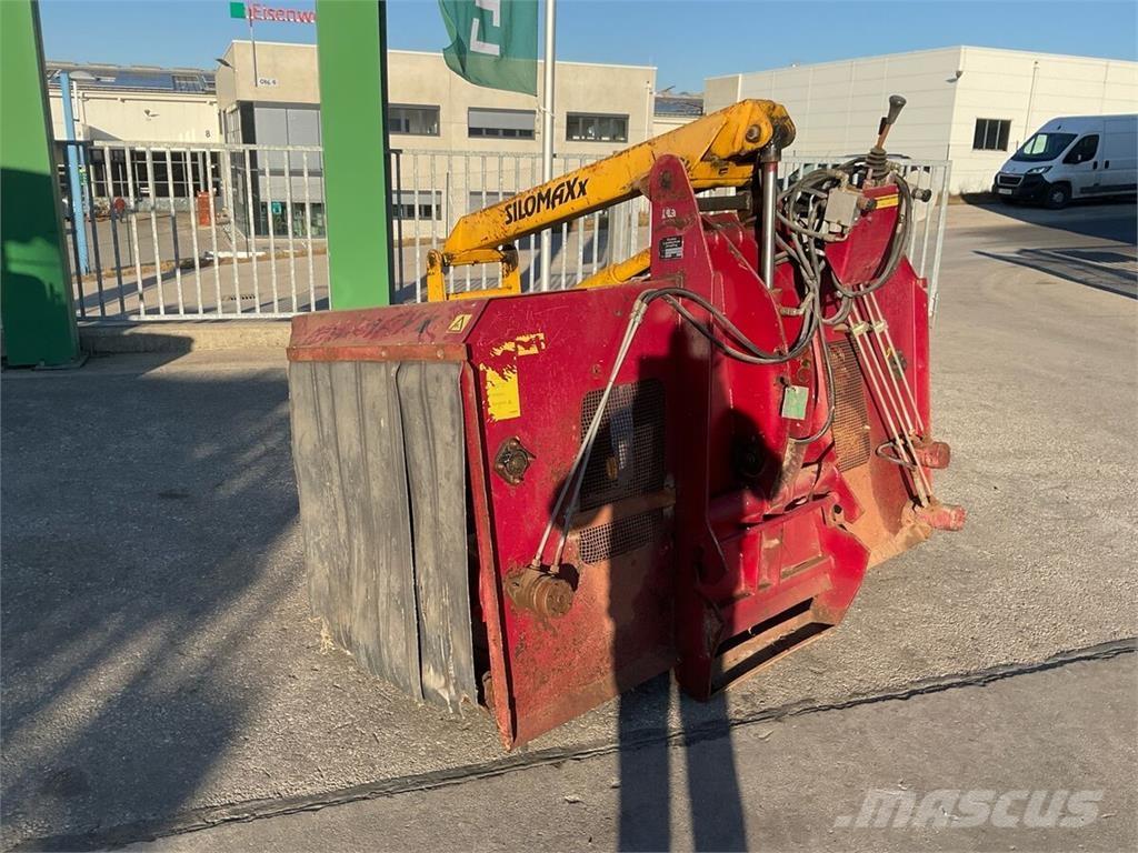  D220H Ostale poljoprivredne mašine