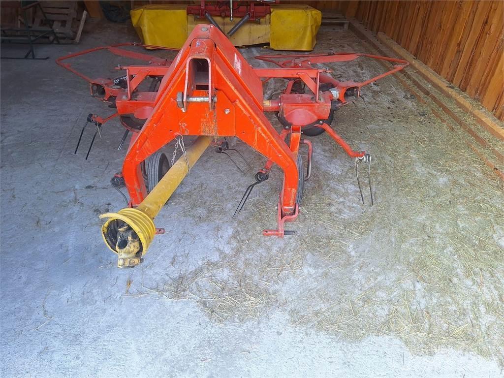 Deutz-Fahr  Okretači i sakupljači sena