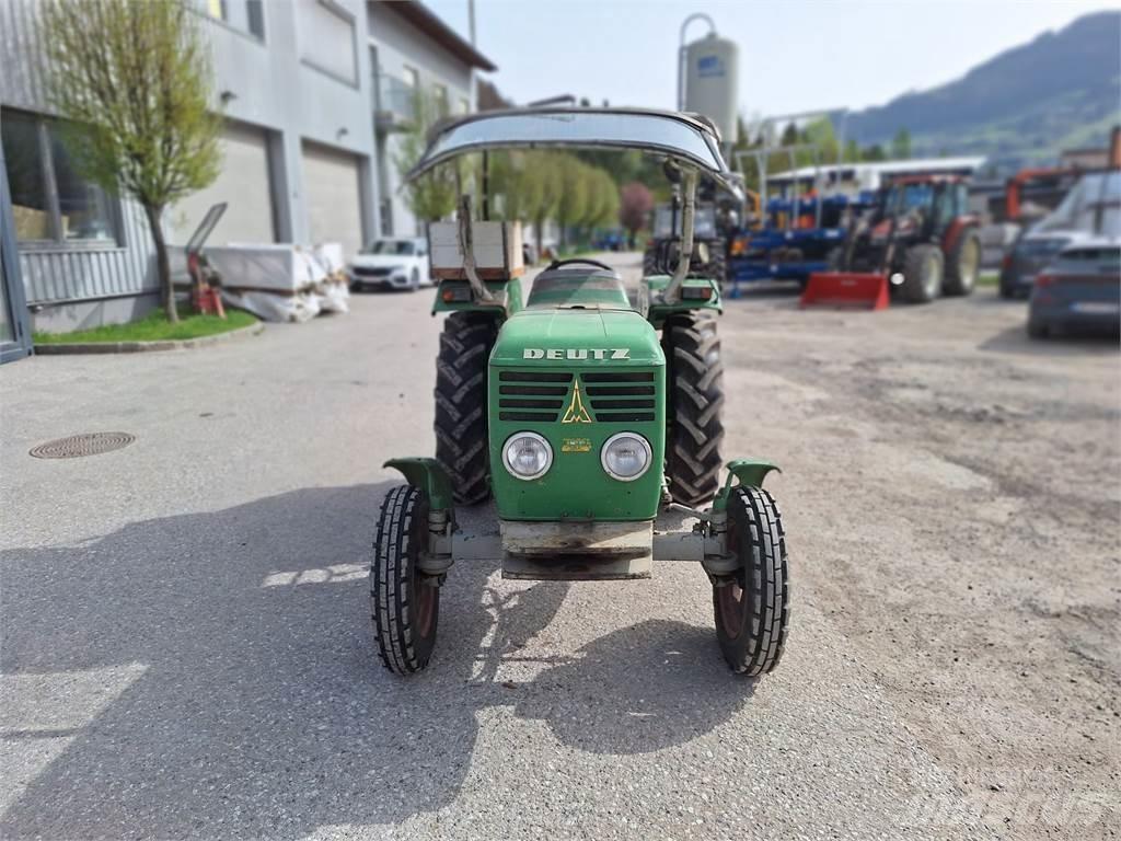 Deutz-Fahr 3006 Traktori
