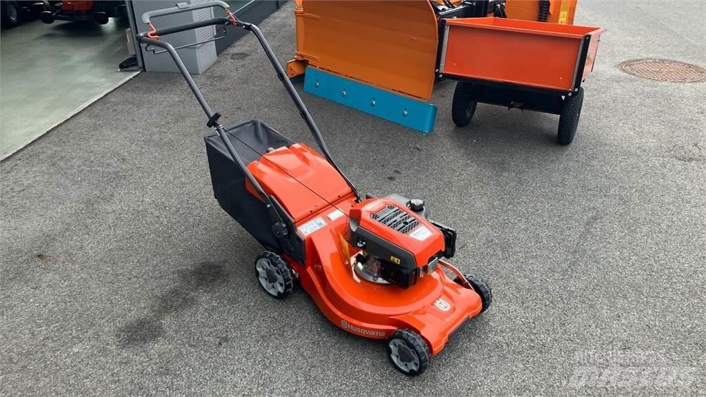 Husqvarna LC 247S Traktorske kosilice