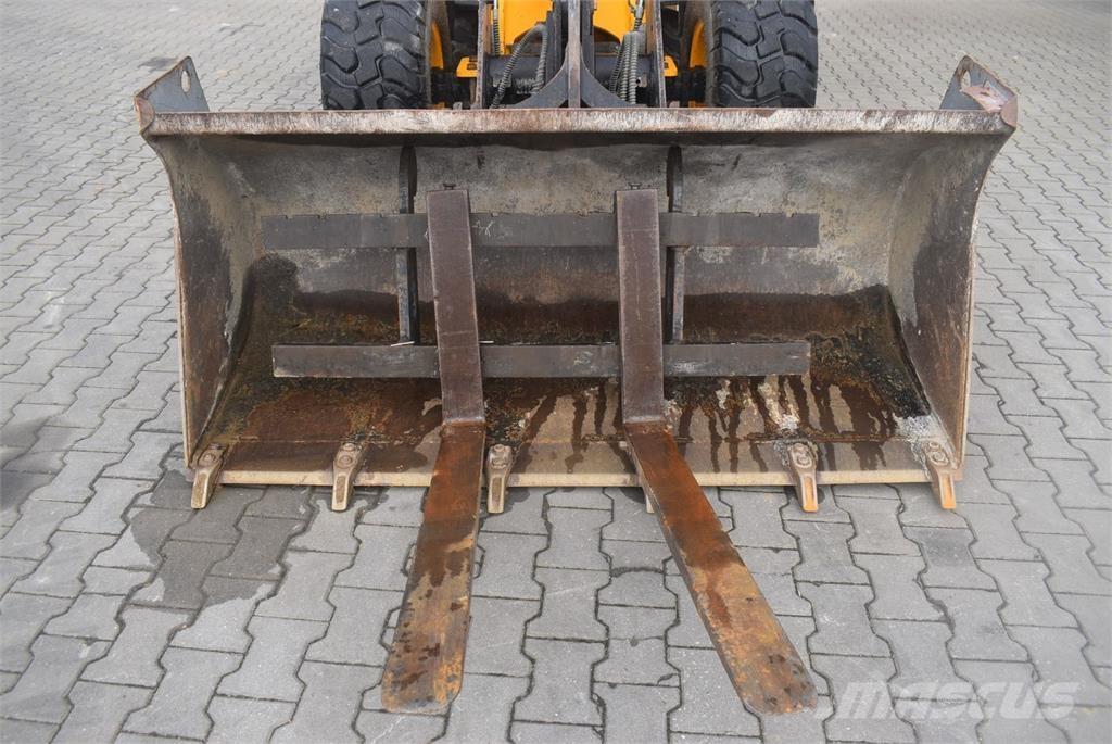 JCB 406 Utovarivači na točkove