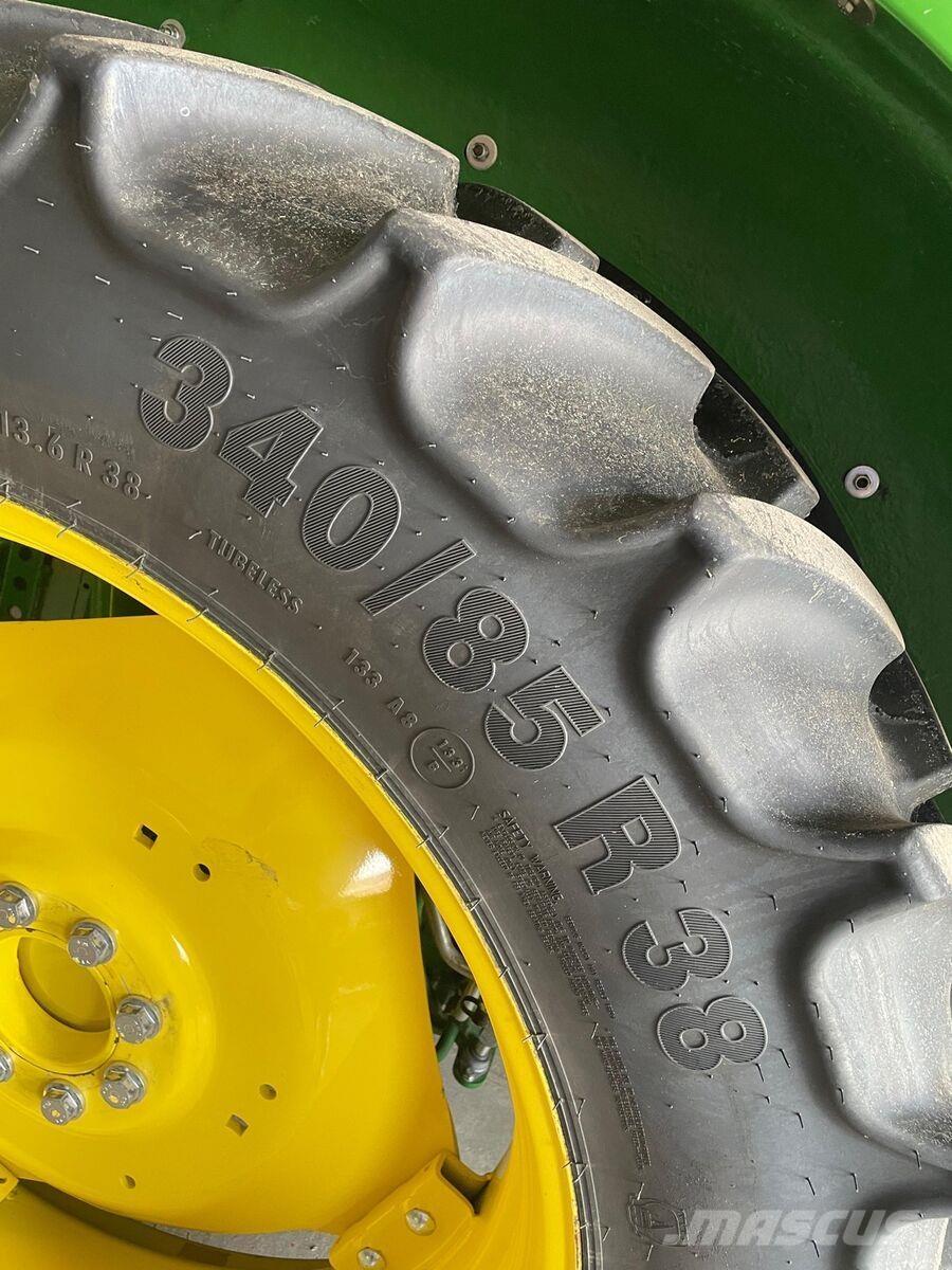 John Deere 5100M Traktori