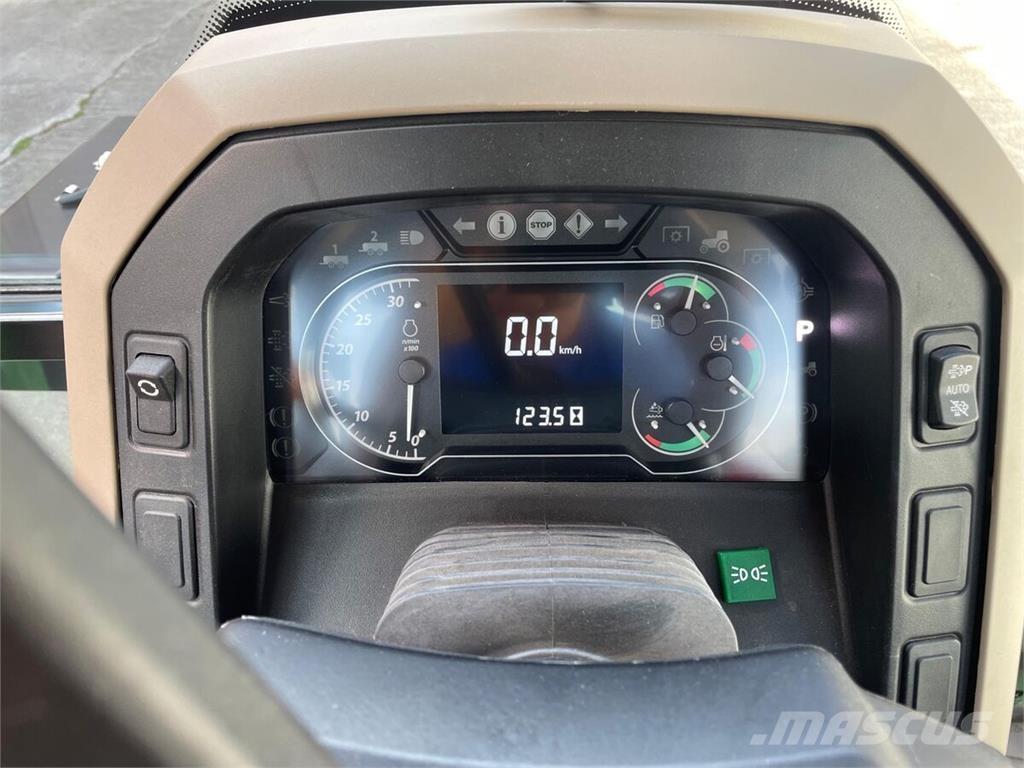 John Deere 5100M Traktori