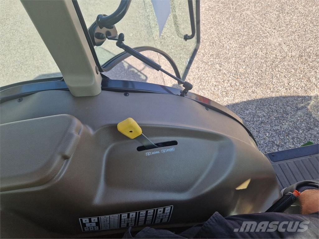 John Deere 5105GN Traktori