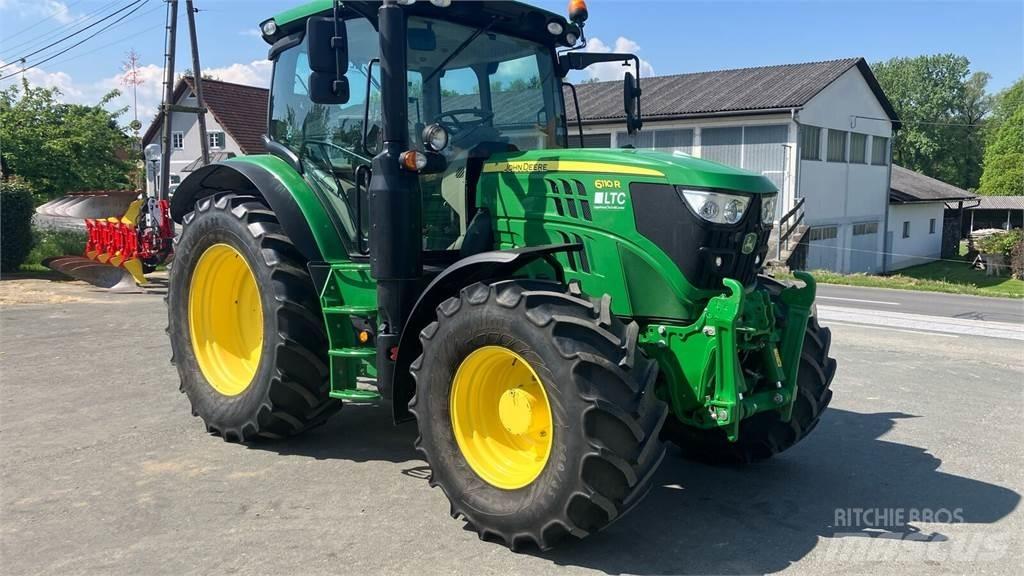 John Deere 6110R Traktori
