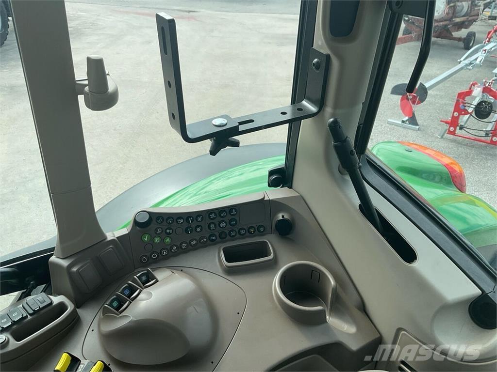 John Deere 6120M Traktori