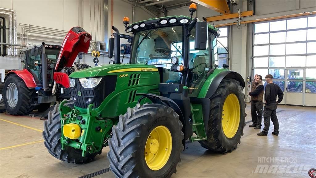 John Deere 6130R Traktori
