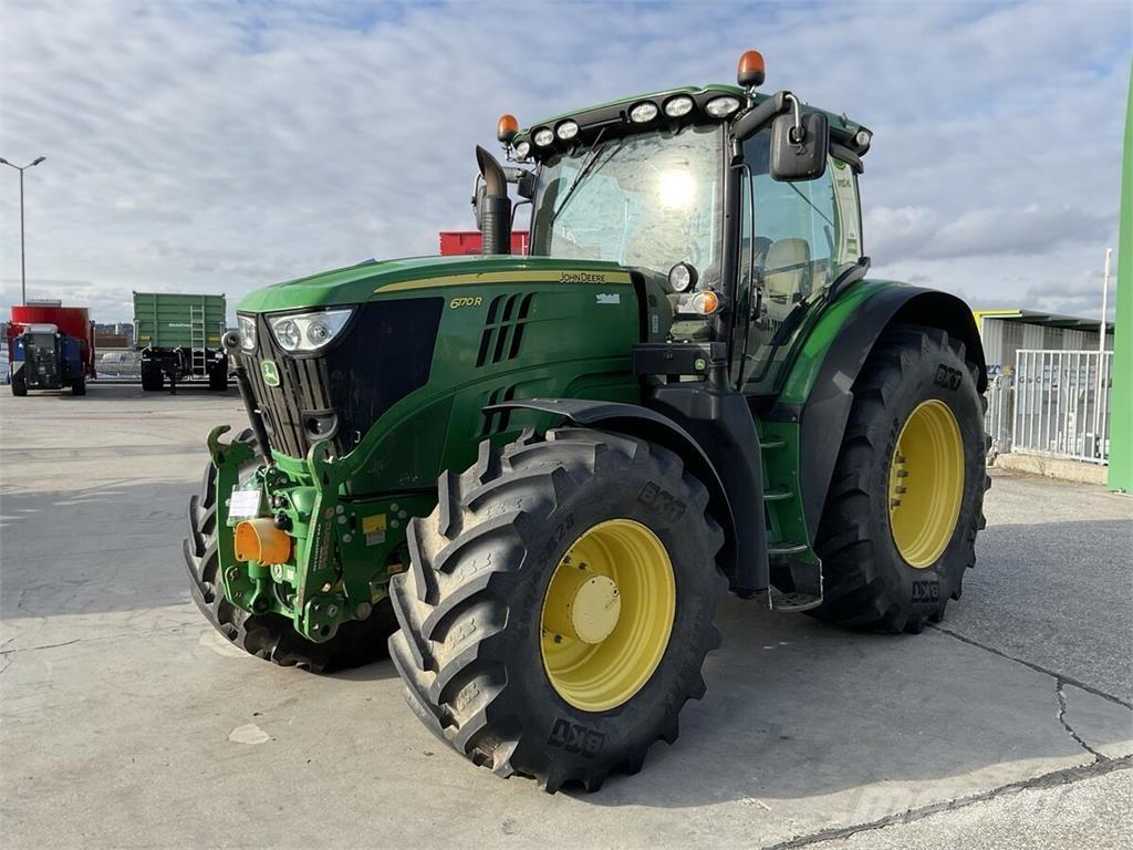 John Deere 6170R Traktori