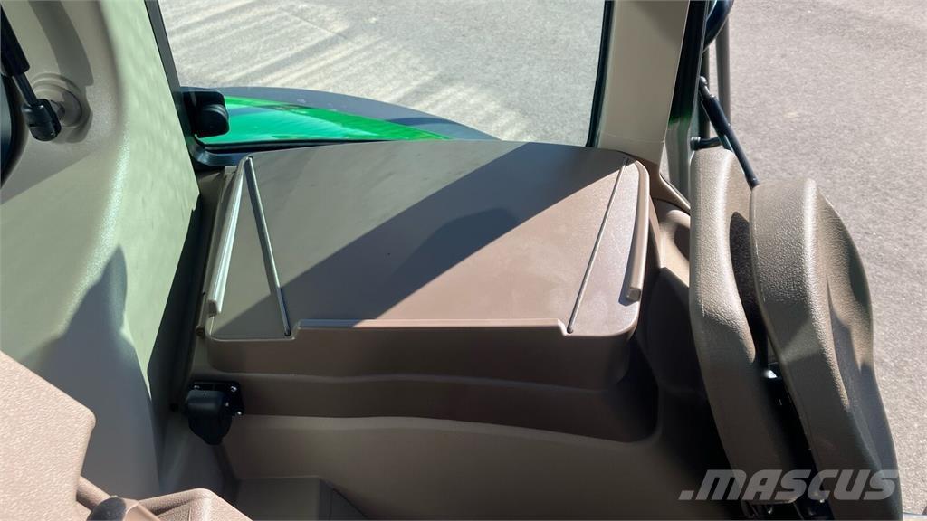 John Deere 6M 125 Traktori