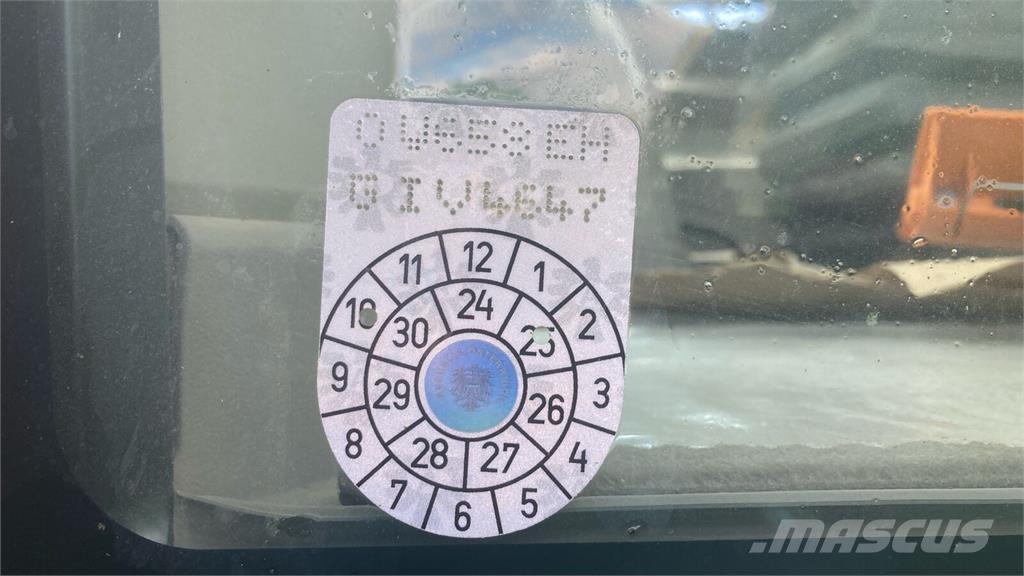 John Deere 7R 330 Traktori