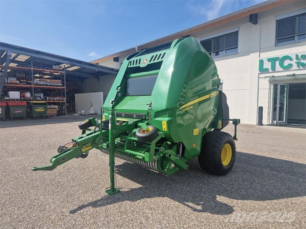 John Deere V451M Prese/balirke za rolo bale