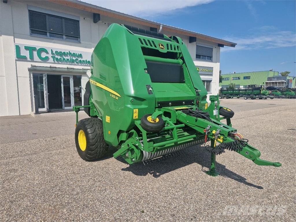 John Deere V451M Prese/balirke za rolo bale