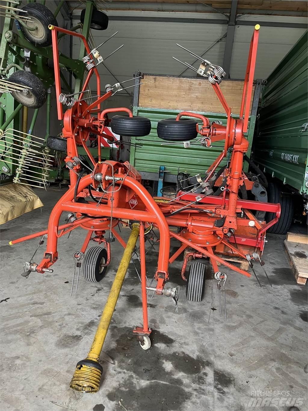 Kuhn GF 4201 MH Okretači i sakupljači sena