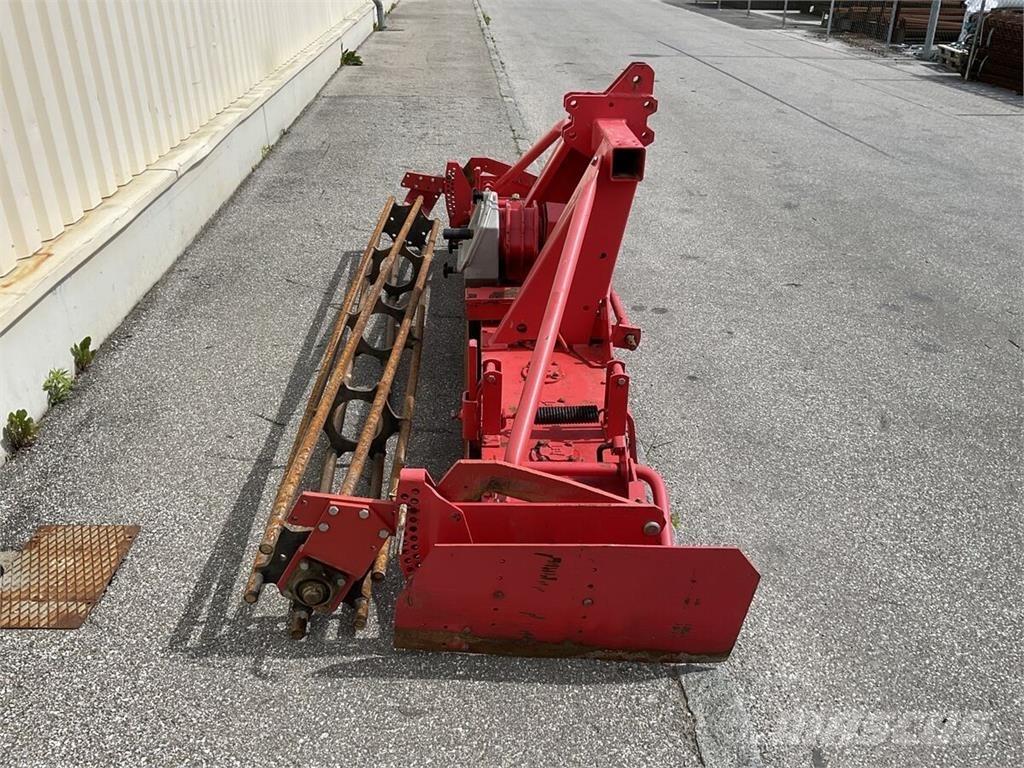 Lely 3025 Tanjirače