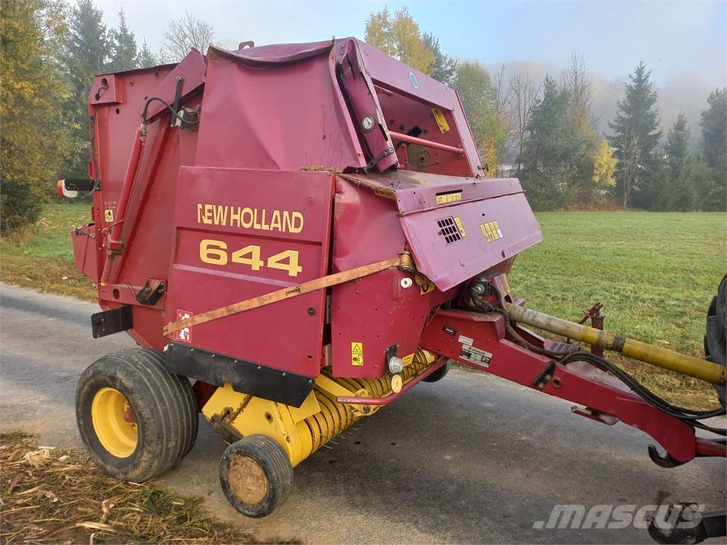 New Holland 644 Prese/balirke za rolo bale