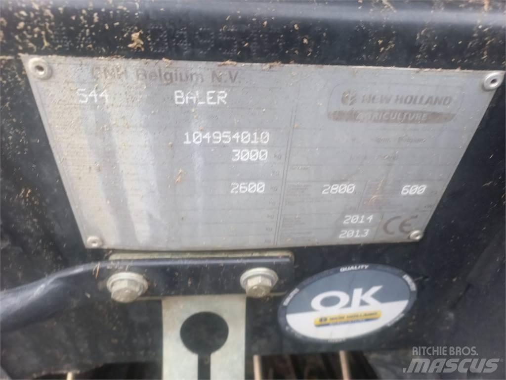 New Holland BR 6090 Prese/balirke za rolo bale