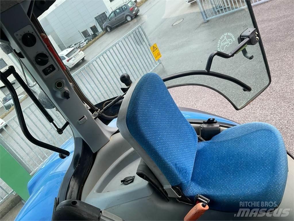 New Holland T7050 Traktori