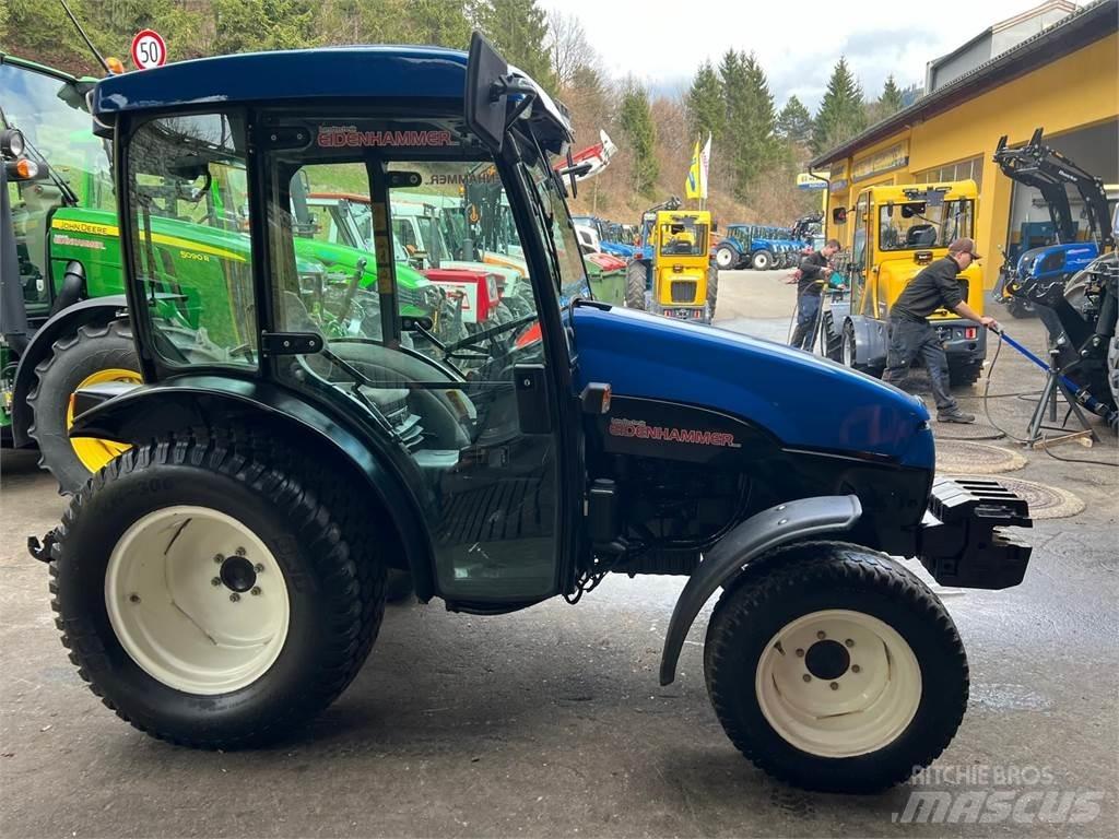 New Holland TCE 55 Traktori