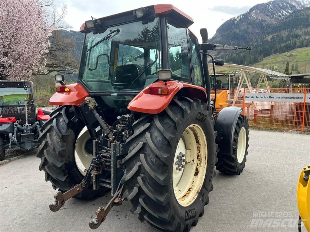 New Holland TS 90 Traktori