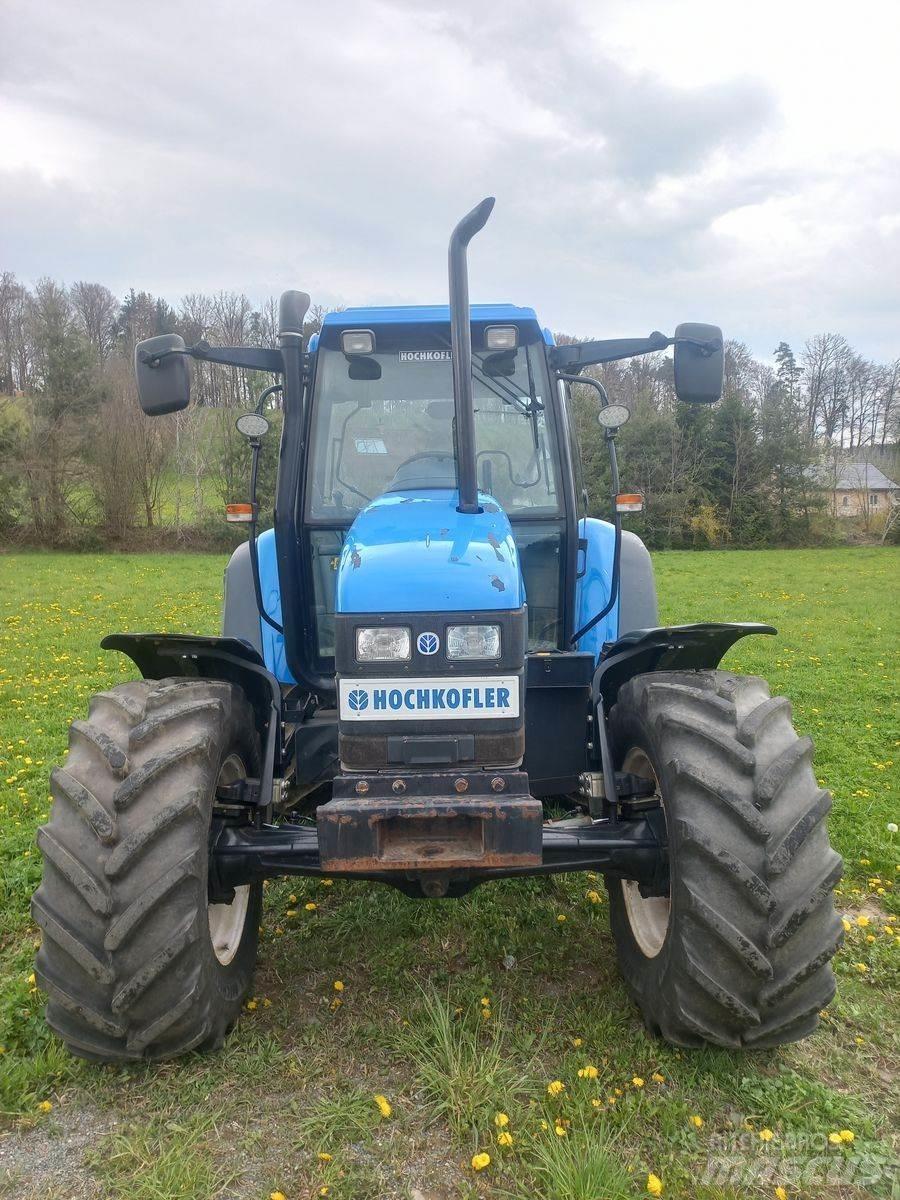 New Holland TS90 Traktori