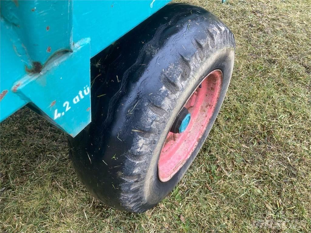 Steyr Hamster 803V Samoutovarne prikolice