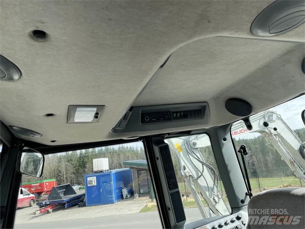 Valtra N 82 Hi-Tech Traktori