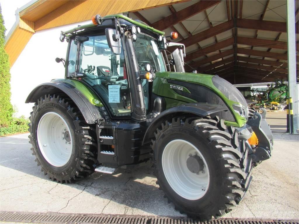 Valtra N175 Traktori