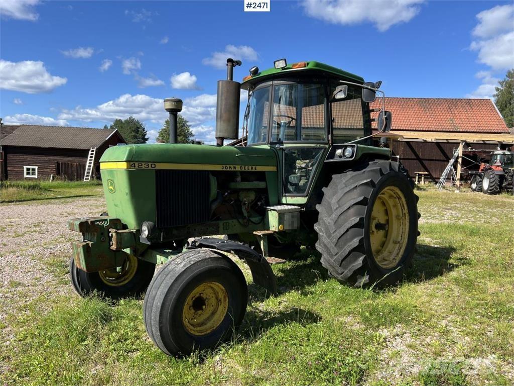 John Deere 4230 Traktori