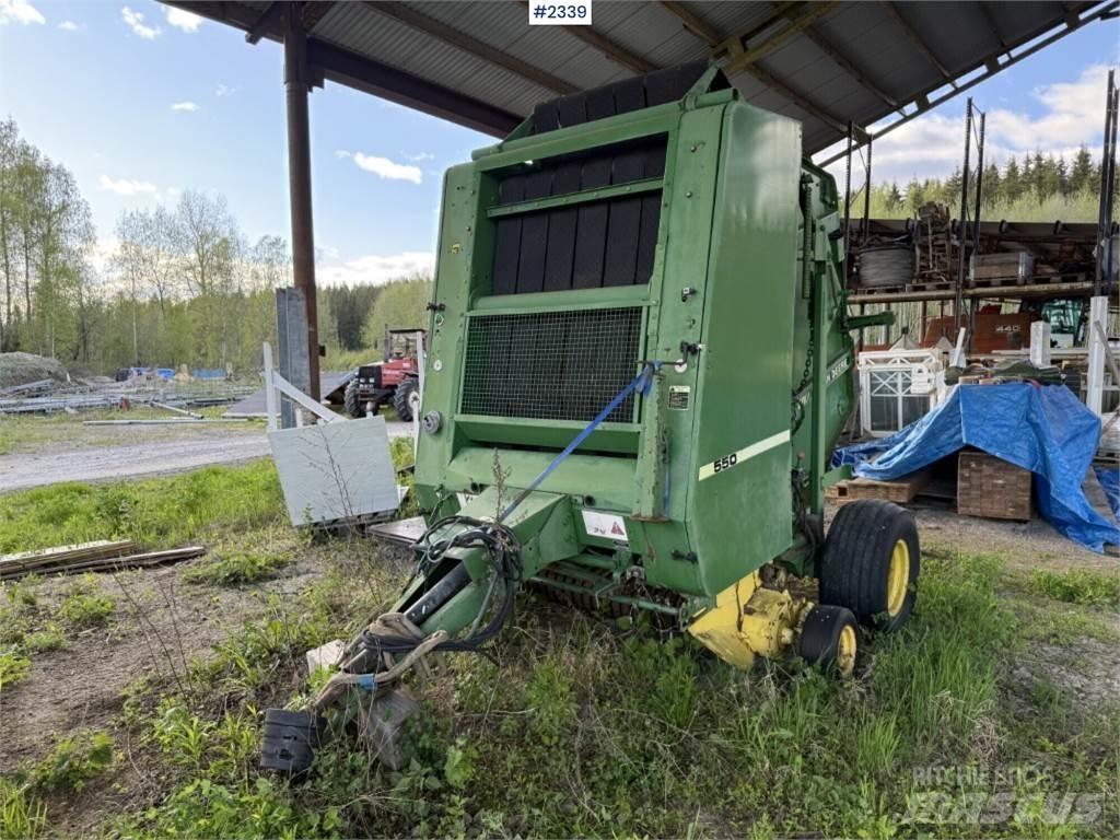 John Deere 550 Prese/balirke za rolo bale