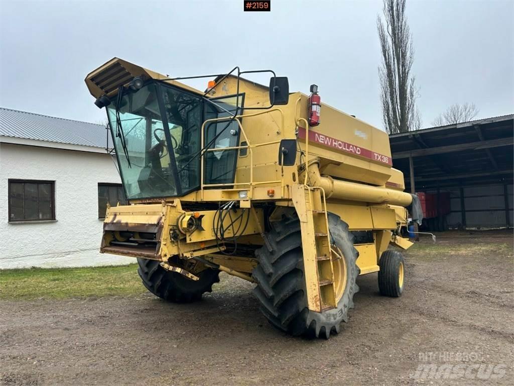 New Holland TX36 Kombajni