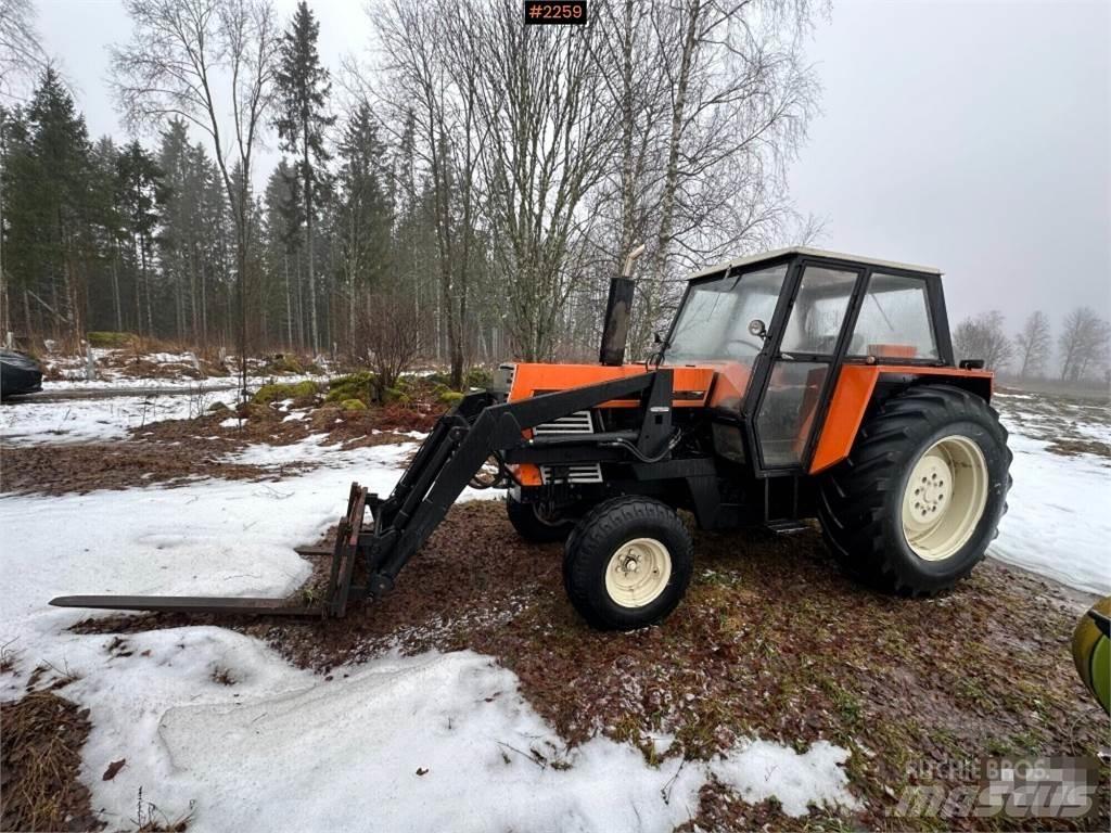 Ursus 385 Traktori