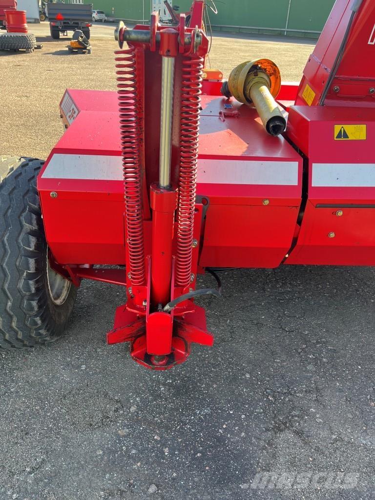 JF FCT 900 Ostala oprema za žetvu stočne hrane