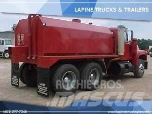 Mack R690ST Kamioni za vodu