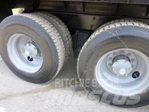 Mack Vision Kiperi kamioni