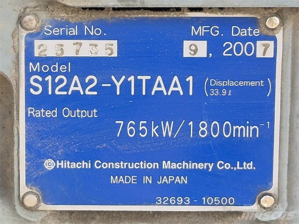 Hitachi S12A2-Y1TAA1 Kargo motori