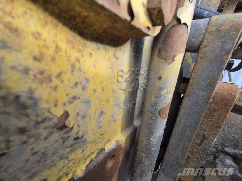 Komatsu  Zglobni damperi