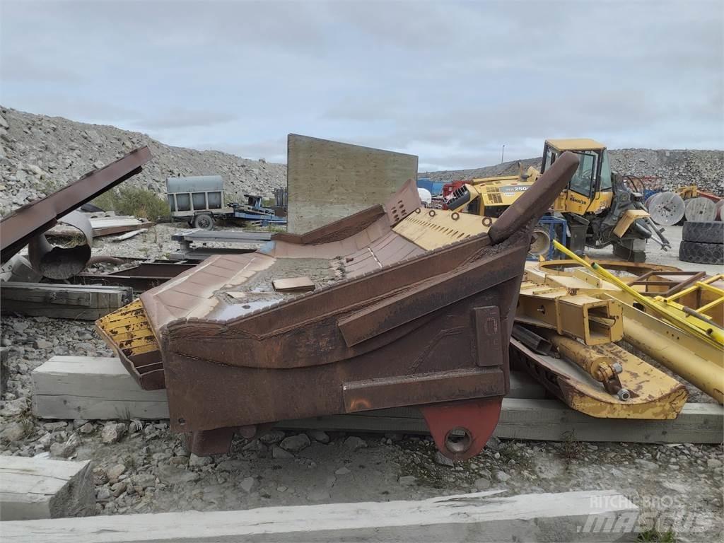 Komatsu D375 Buldožeri na točkovima