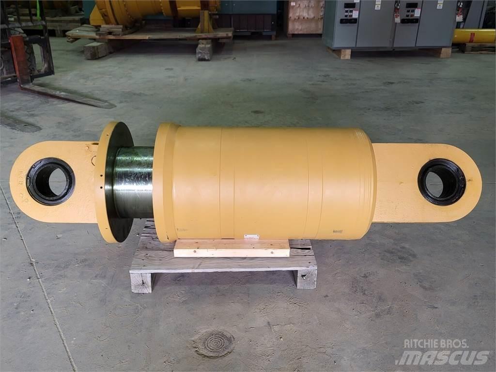 Komatsu EH9423 Zglobni damperi
