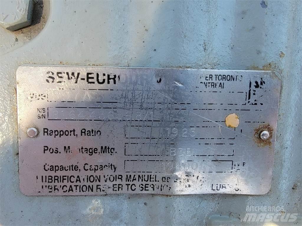  SEW S97DV180M4 Ostalo za građevinarstvo
