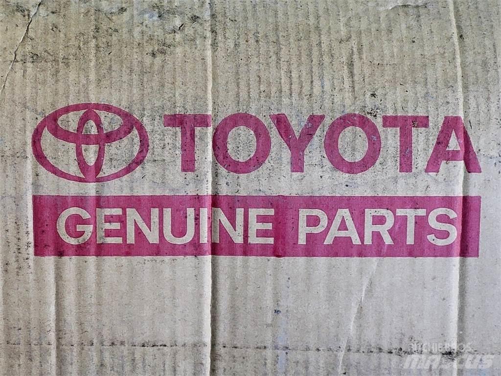 Toyota 67002-60500 Pomoćne mašine
