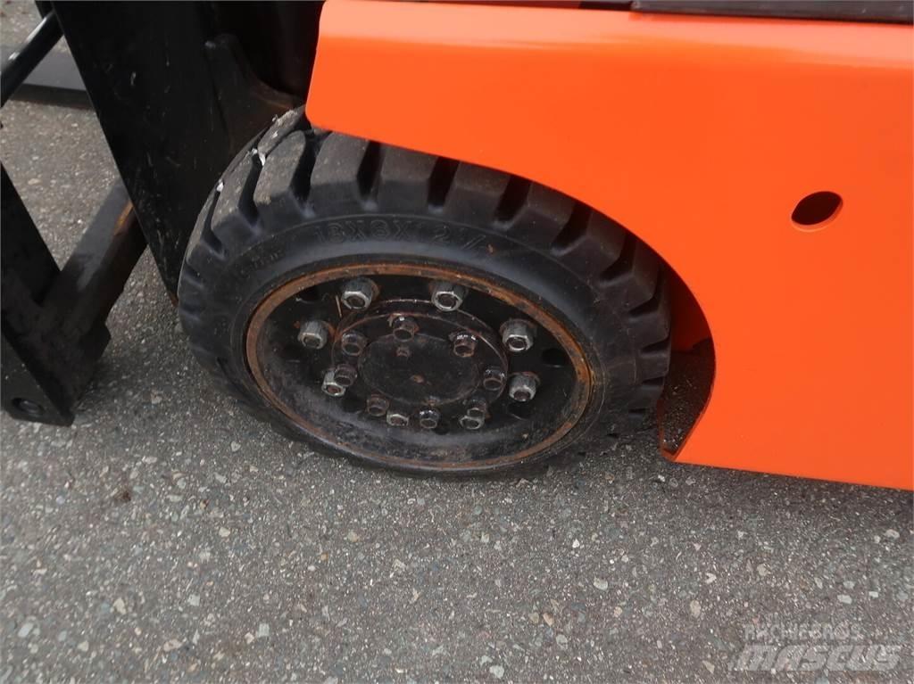 Toyota 8FGCU18 Ostalo za građevinarstvo