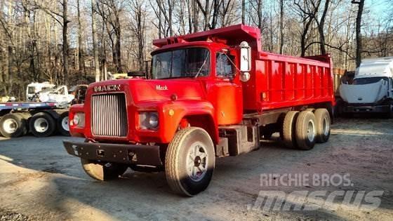 Mack R686ST Ostalo za građevinarstvo