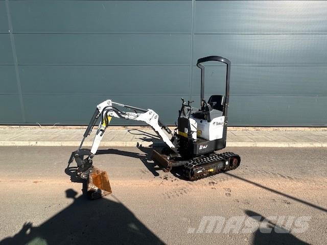 Bobcat E10z Bageri guseničari